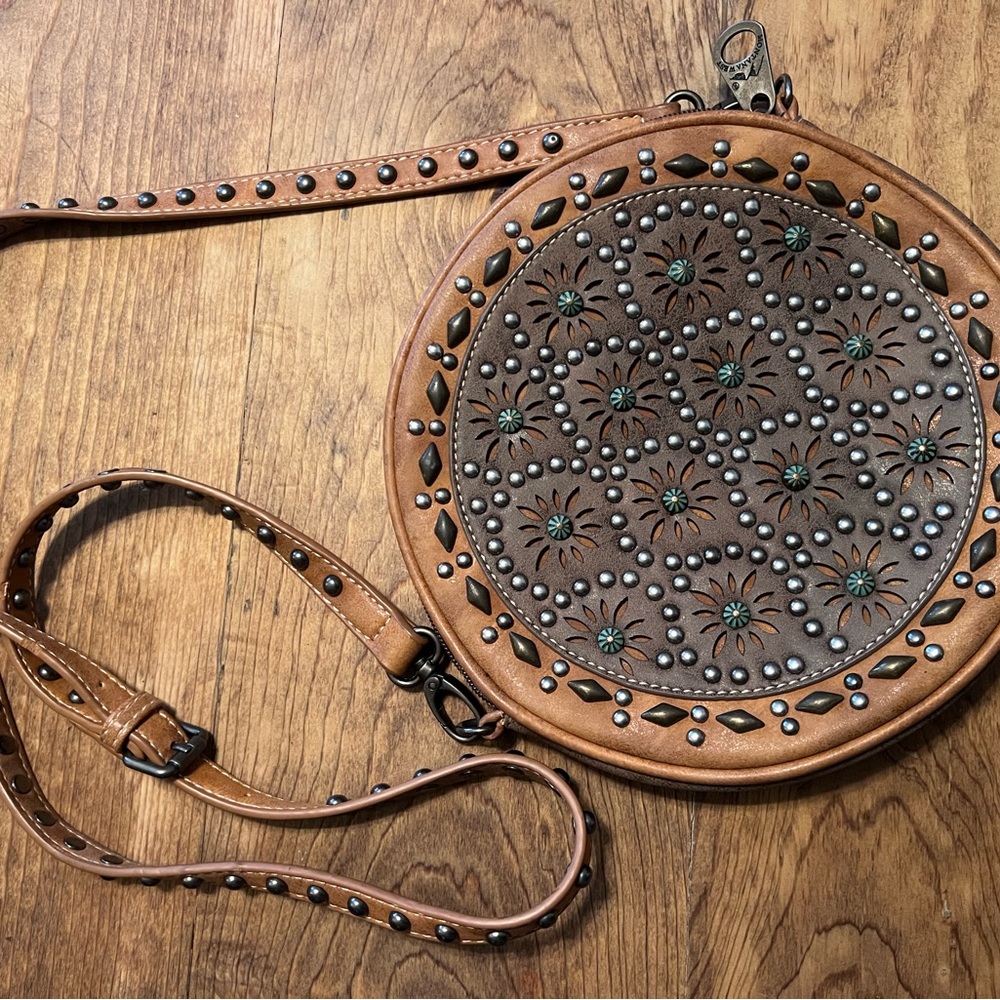Montana West Crossbody